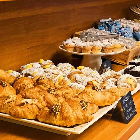 Отель Selene - Vista Mare