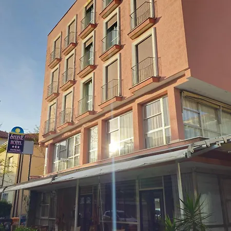 Selene - Vista Mare Риччоне