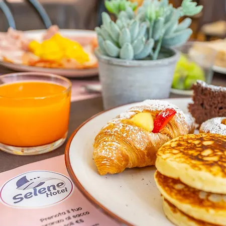 Selene - Vista Mare 3* Риччоне