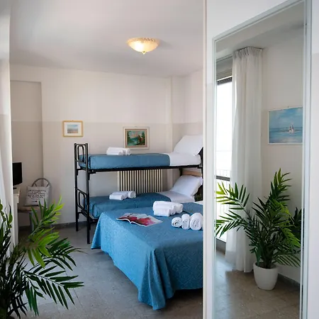 Selene - Vista Mare 3* Риччоне