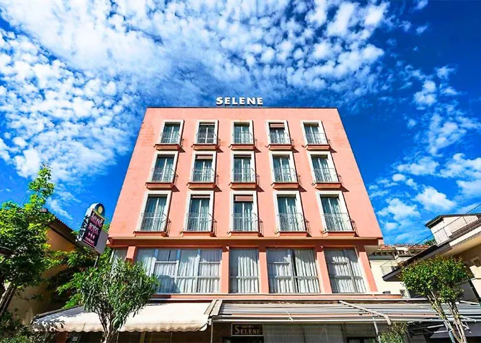 Selene - Vista Mare 3* Riccione